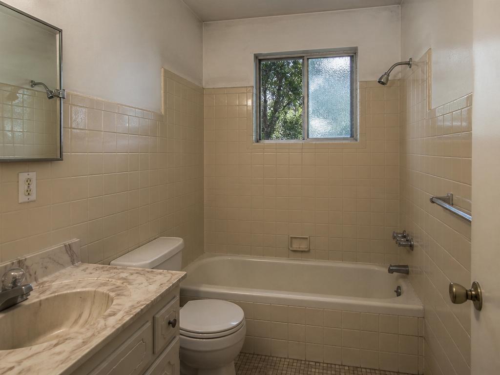 Salle de bain avant rénovation